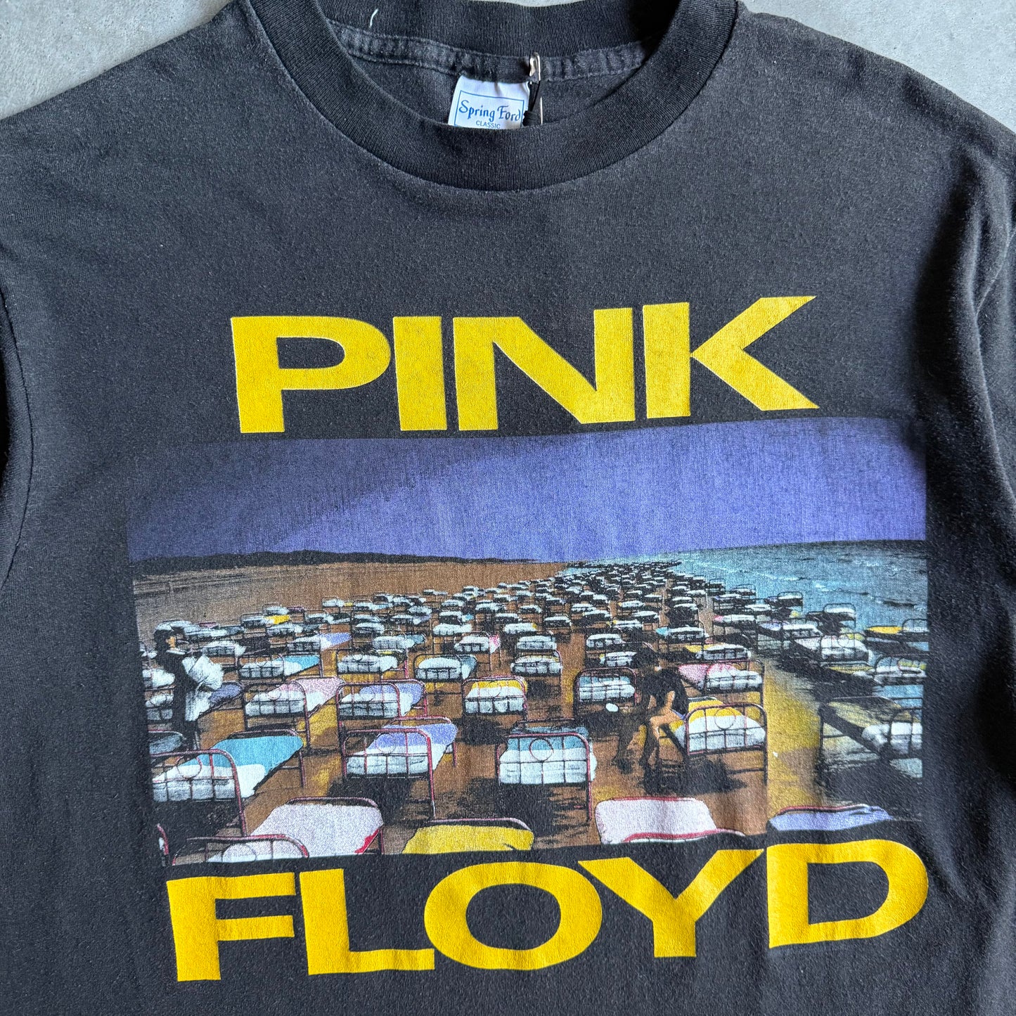 Vintage Pink Floyd 1987 World Tour T Shirt (L)
