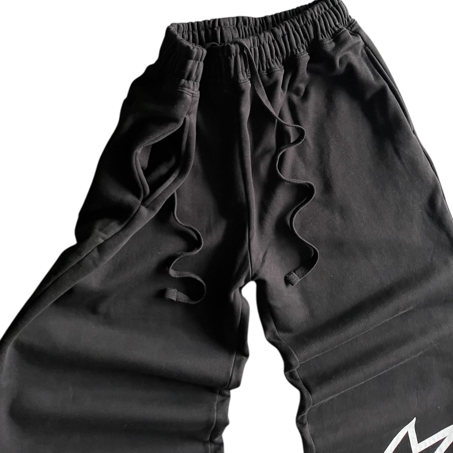 Goldeneye ‘GE Star’ Baggy Wide-Leg Sweatpants (Black)