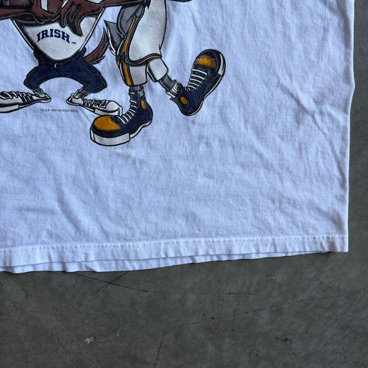 Vintage Looney Tunes Notre Dame Basketball Sleeveless Tee