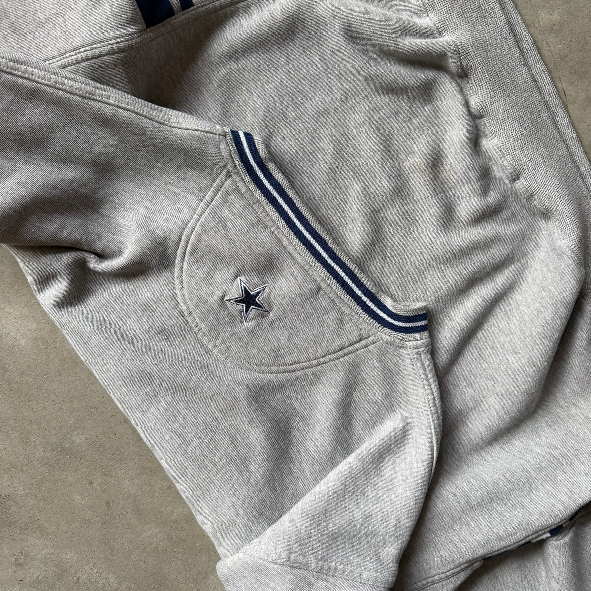 Vintage Dallas Cowboys Old Logo Gray Sweatshirt